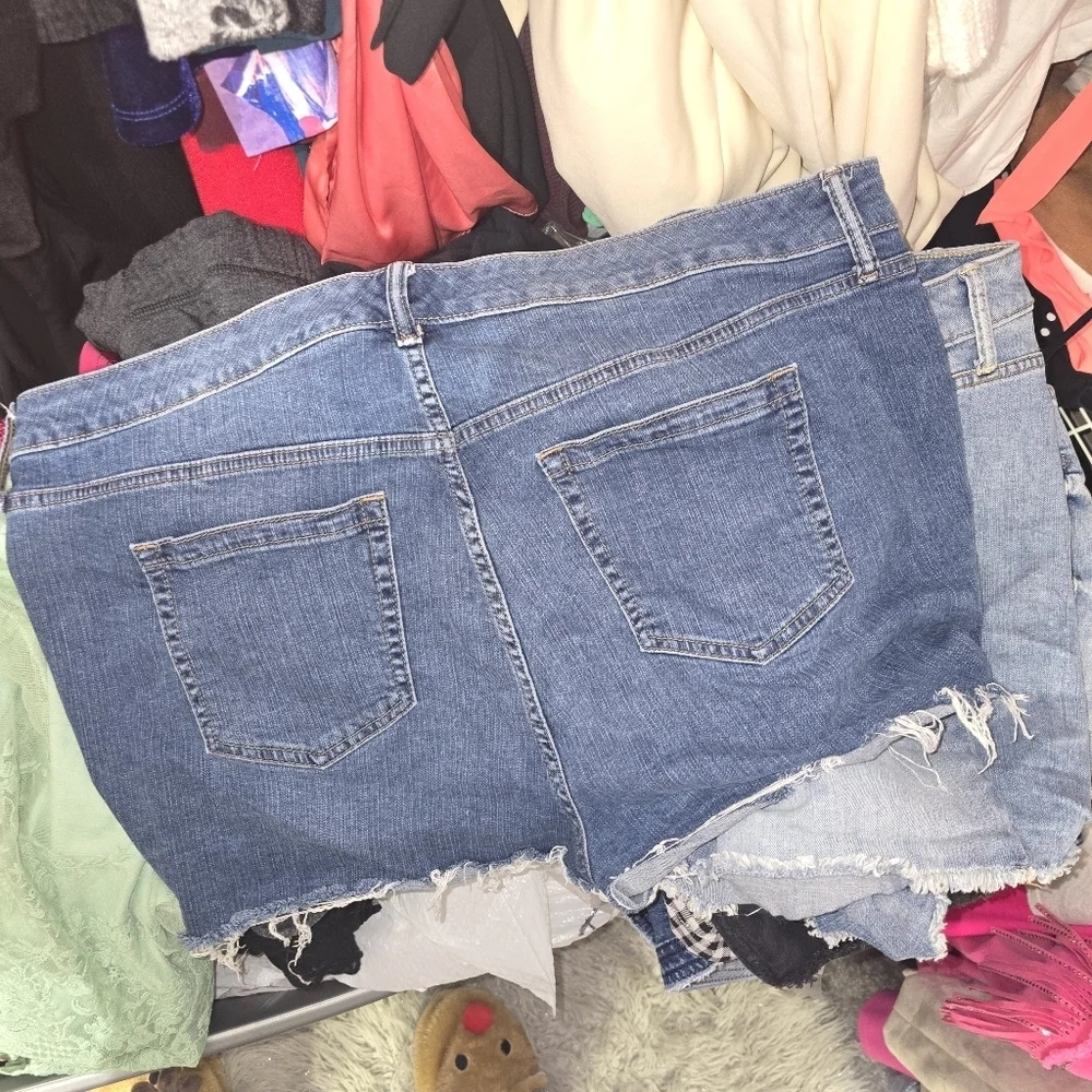 Torrid 20 3.5 Inch Vintage Stretch High-Rise Short